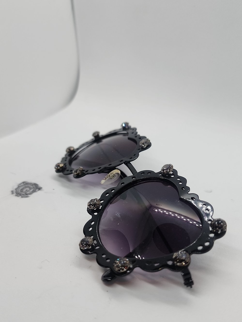 GASOLINE GLAMOUR LOVELACE RAPTURE HEART GLASSES πππ - Picture 6 of 8